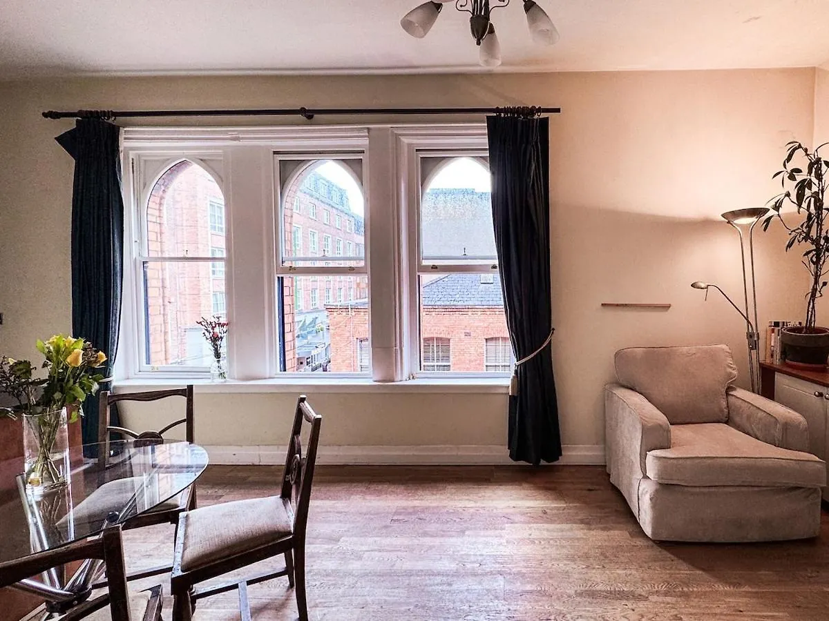 Charming Apartment In A Super Central Dublin 2 Location 0*,